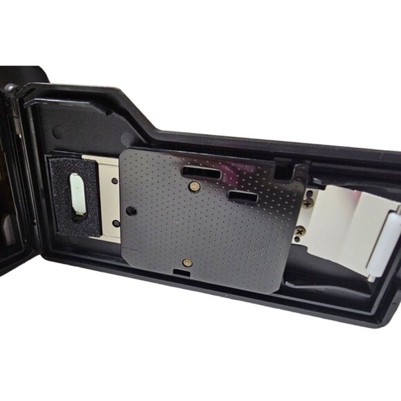 Pentax IQZoom 60 AF Macro Zoom 38-60mm Point Shoot 35mm Camera Strap UNTESTED - Picture 8 of 9